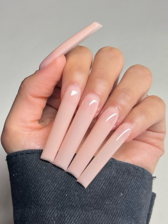 2Cute Nails