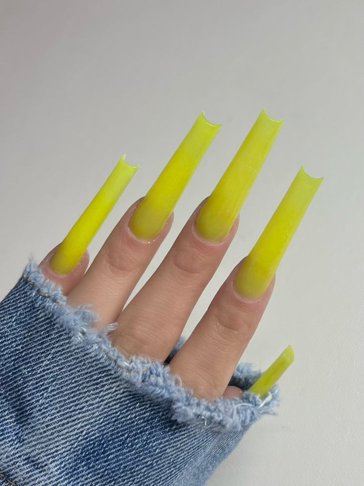 2Cute Nails