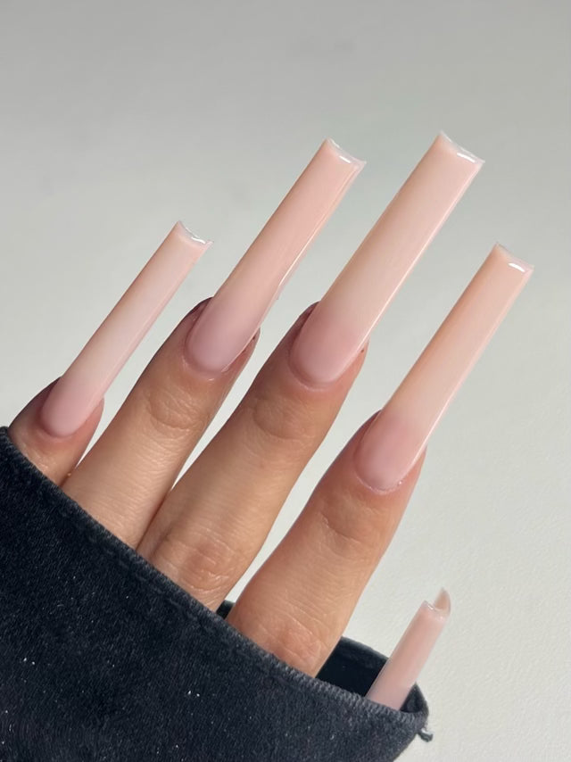 2Cute Nails